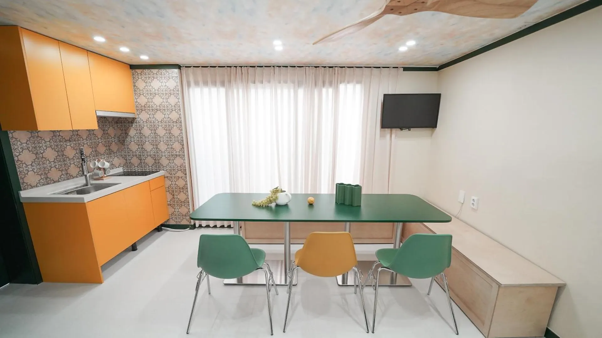 Romantic Rooftop-House Seoul 0*,
