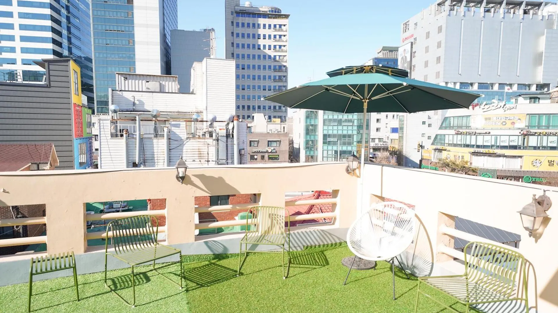 Romantic Rooftop-House Seoul Apartment