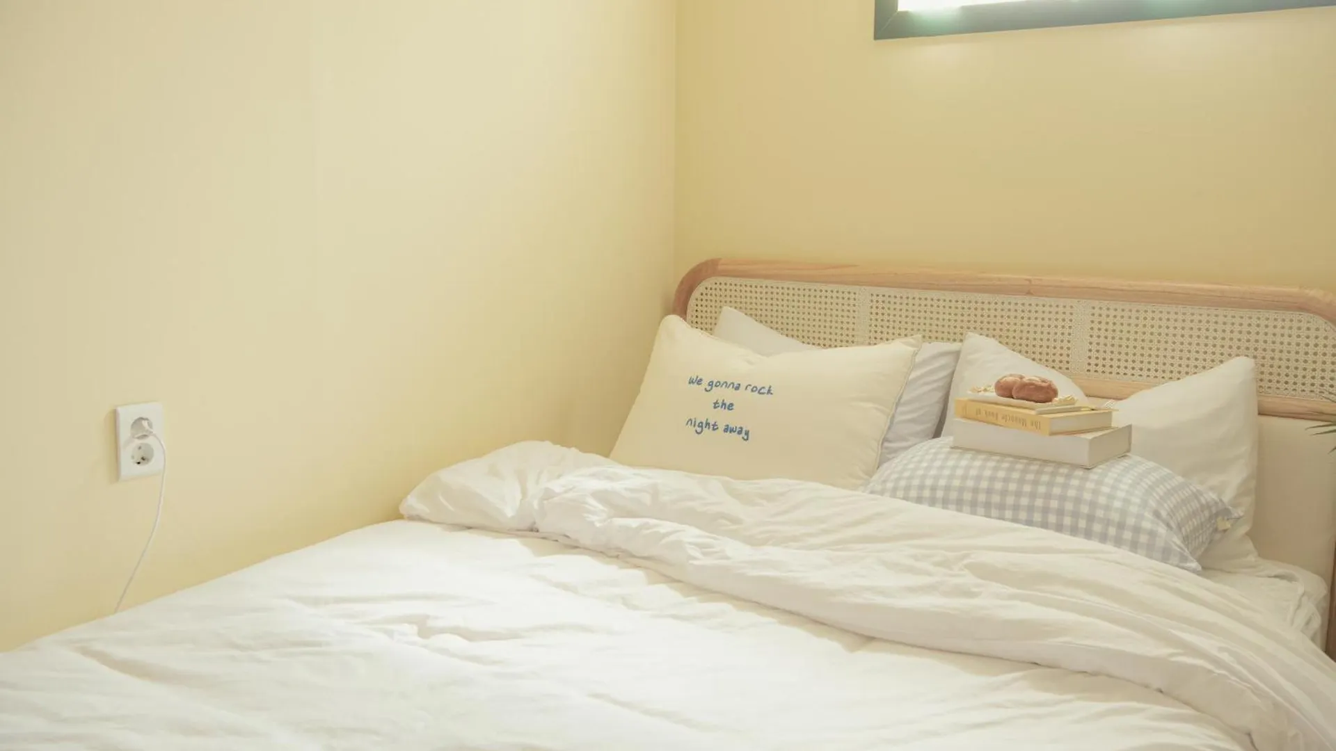 Romantic Rooftop-House Seoul Apartment