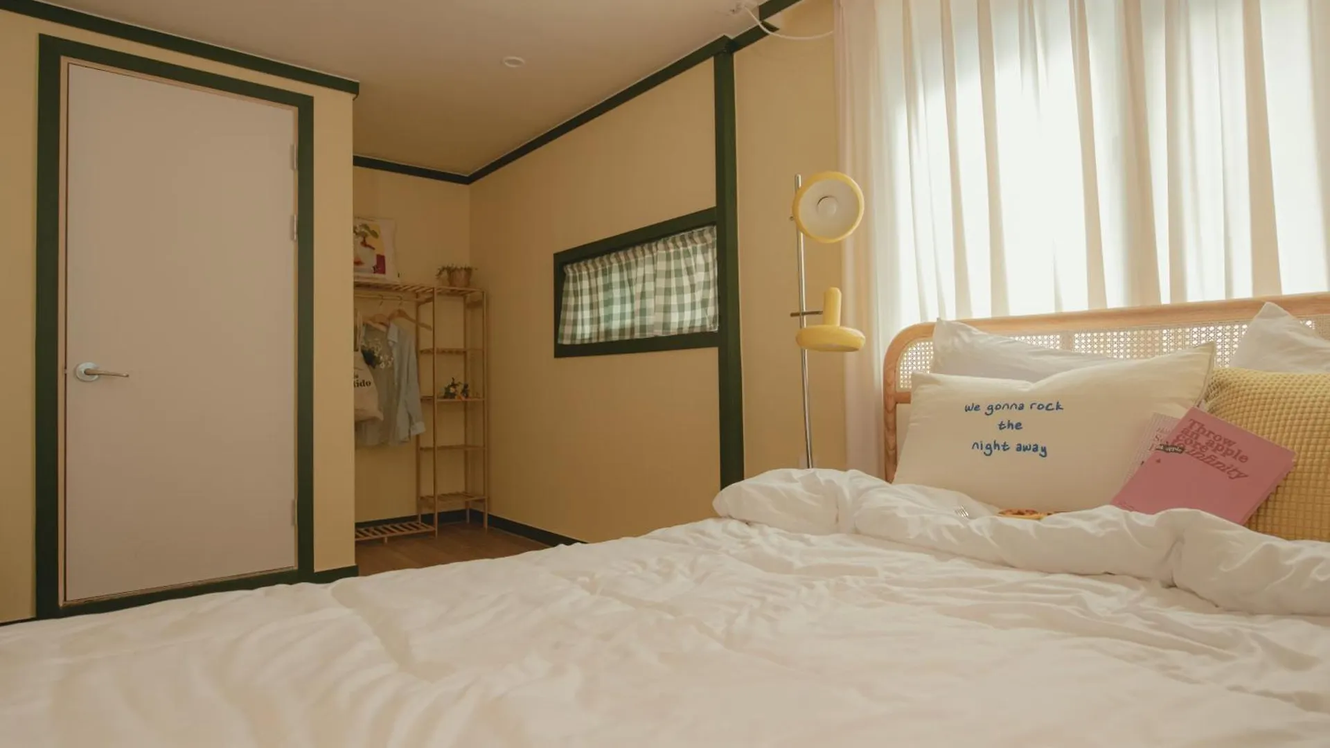 Romantic Rooftop-House Seoul 0*,  South Korea