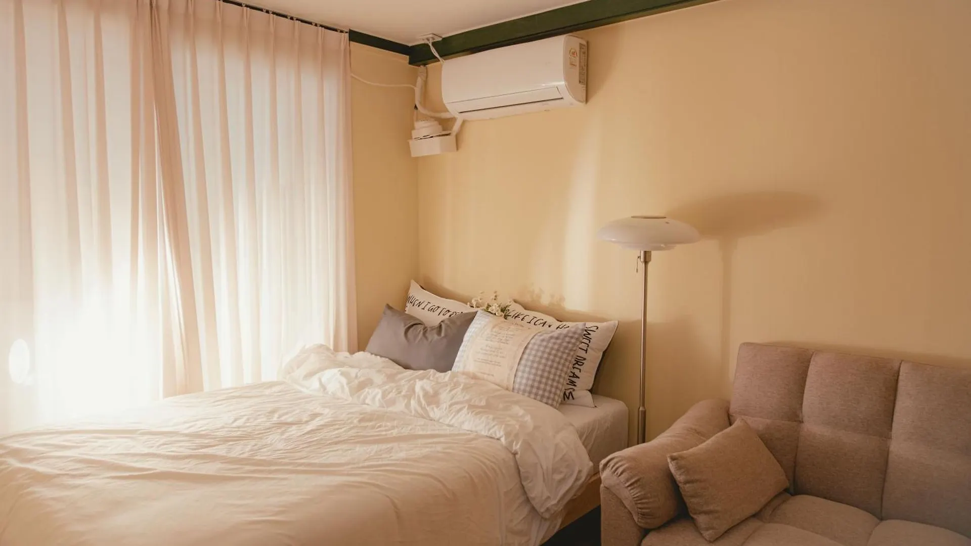 Apartment Romantic Rooftop-House Seoul South Korea